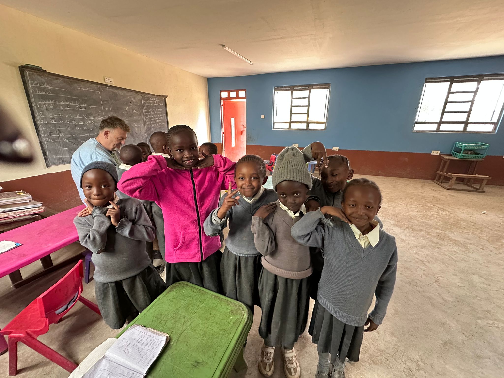 An image of children from the slum orphanage